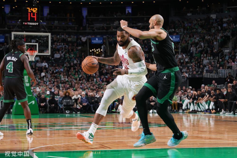 后表现抢眼 后表现抢眼